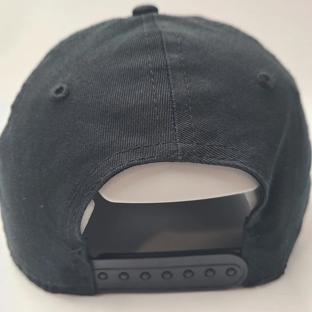 Iowa Hawkeyes Hat Snapback Signatures Black Yellow NCAA University‎ Casual Men